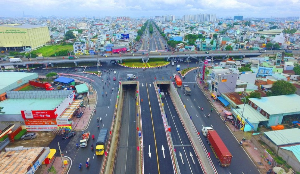 Từ nay đến 2030, Long An dự kiến mở thêm 17 khu công nghiệp mới tại các huyện Đức Hòa, Bến Lức, Cần Giuộc và TP. Tân An