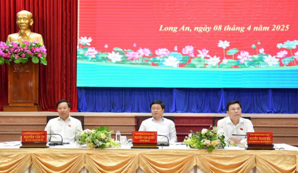 Lãnh đạo tỉnh Long An chủ trì Hội nghị Tỉnh ủy lần thứ 19.